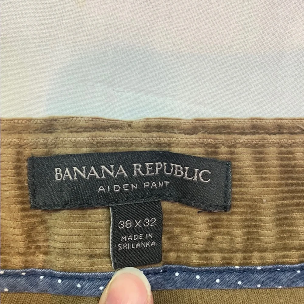 Banana Republic‎ Men's Tan Brown Wide-Wale Corduroy Pants Relaxed Fit